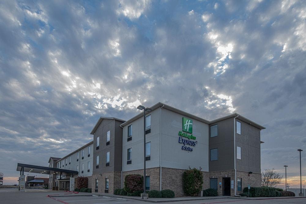 Holiday Inn Express & Suites N Waco Area - West By Ihg Dış mekan fotoğraf