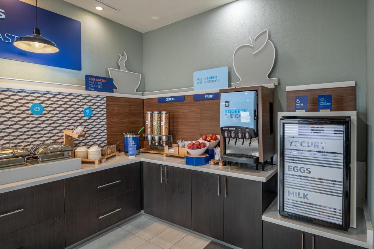 Holiday Inn Express & Suites N Waco Area - West By Ihg Dış mekan fotoğraf