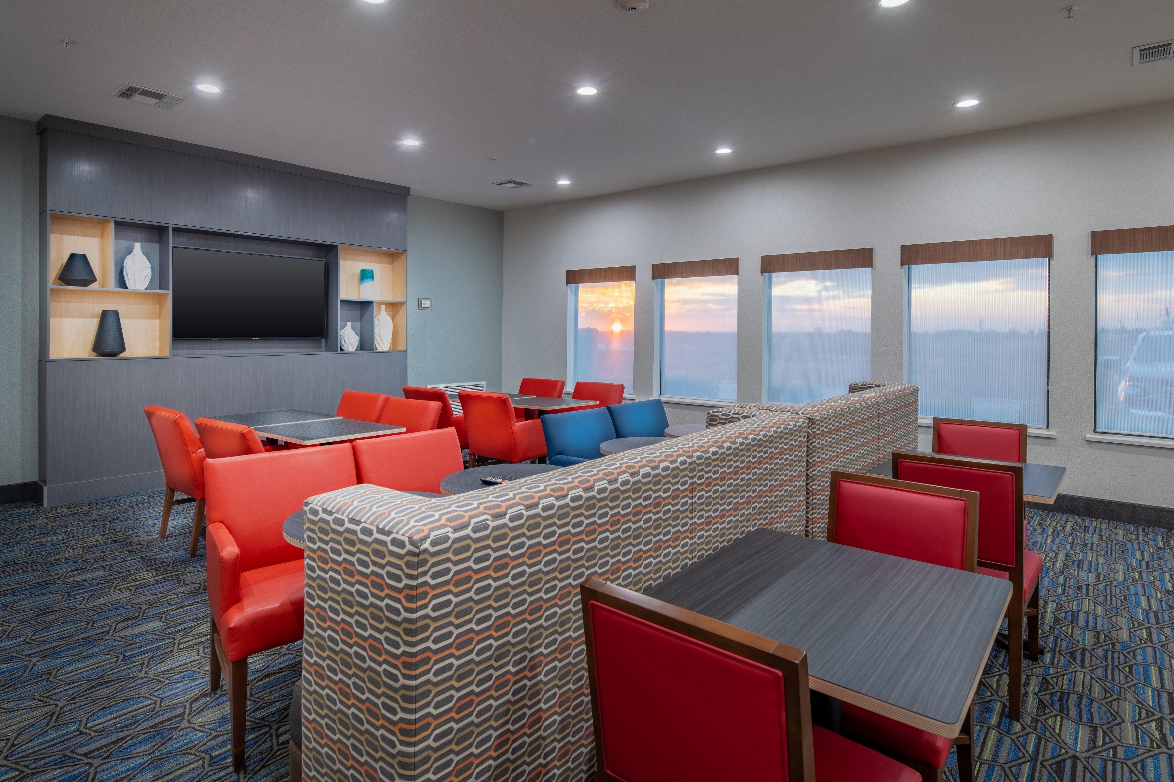 Holiday Inn Express & Suites N Waco Area - West By Ihg Dış mekan fotoğraf