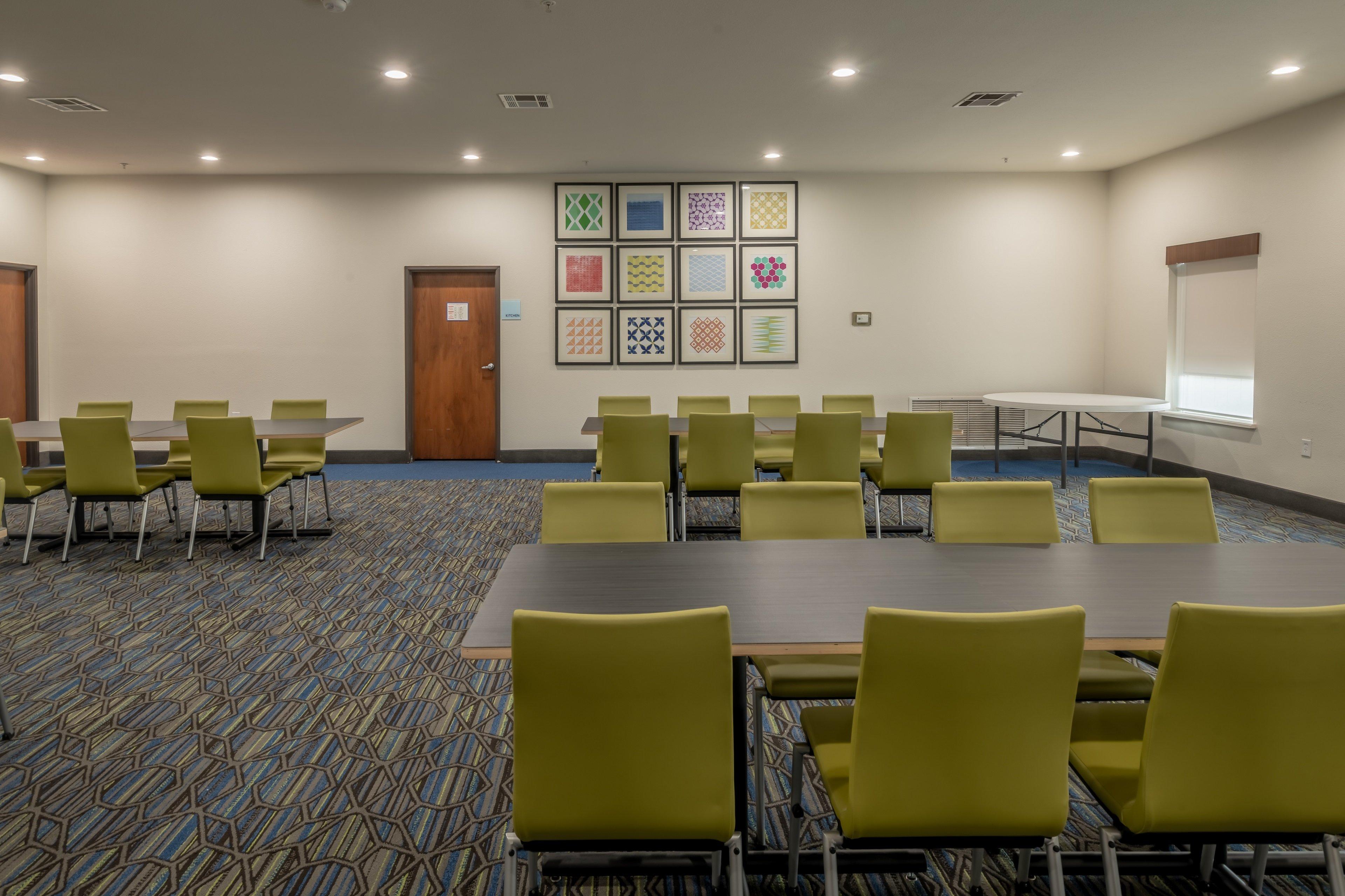 Holiday Inn Express & Suites N Waco Area - West By Ihg Dış mekan fotoğraf