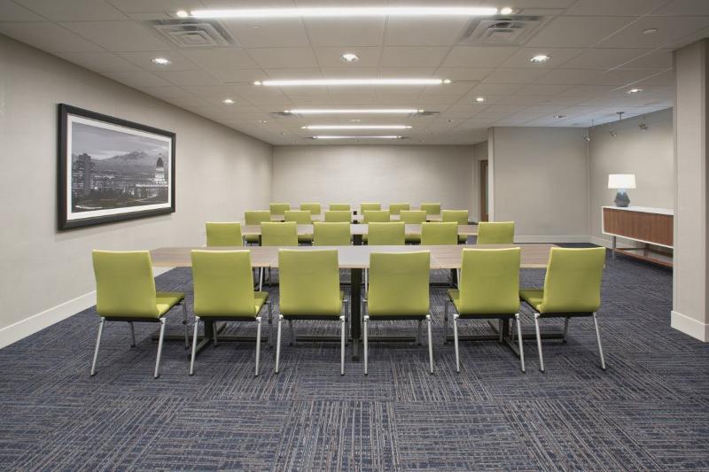 Holiday Inn Express & Suites N Waco Area - West By Ihg Dış mekan fotoğraf